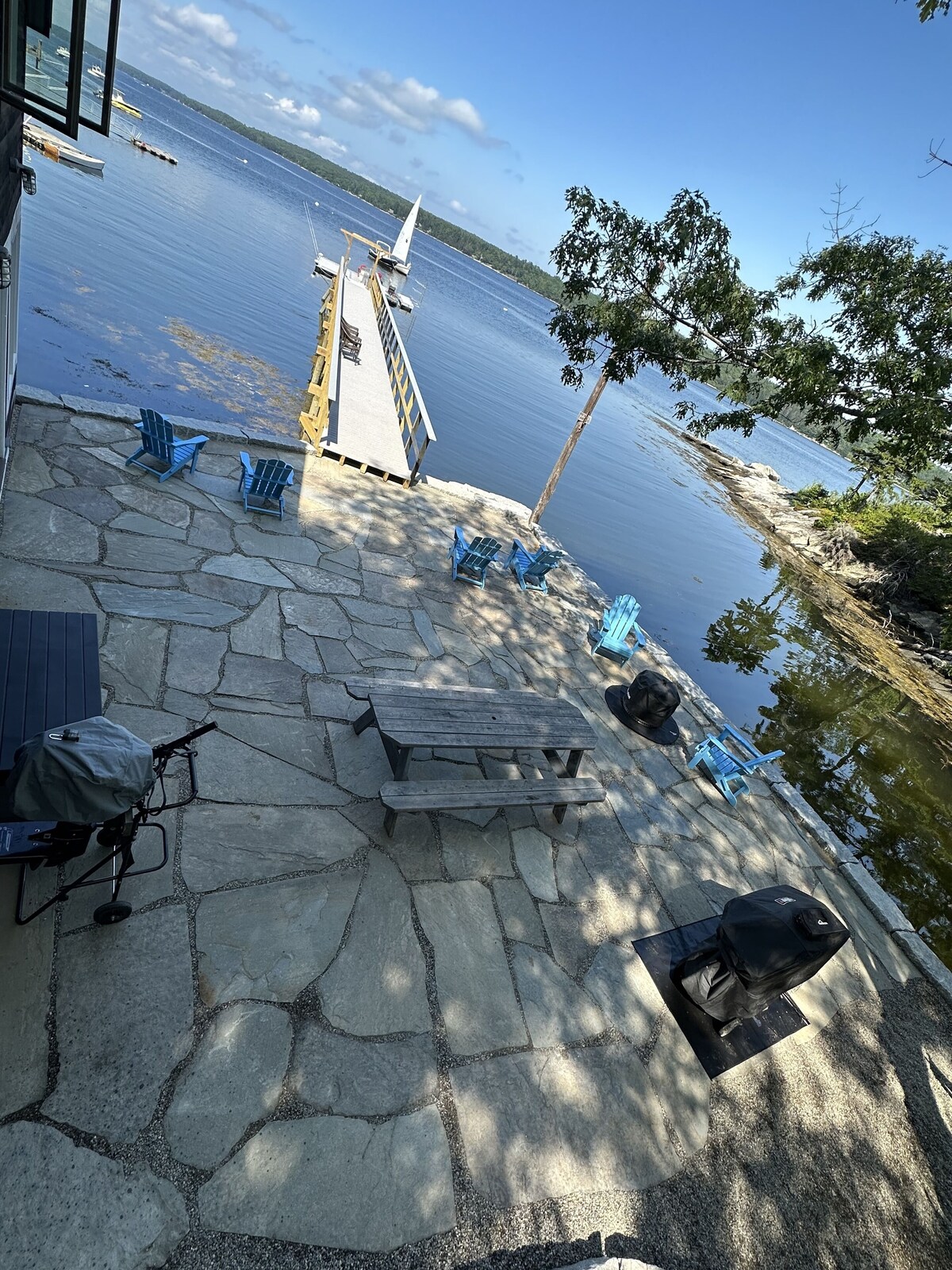Historic Boathouse over Water, Stunning View, Private Pier + Dock + Mooring