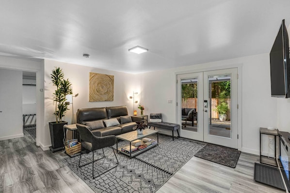 Redmond Vacation Rental | 2BR | 2BA | 1,000 Sq Ft | 1 Story