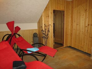Möbel, Komfort, Holz, Interior Design, Fussboden, Flooring, Gebäude, Hartholz, Tönungen Und Schatten, Wohnzimmer