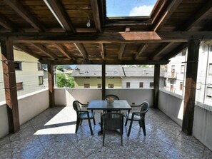 Table, Property, Furniture, Building, Wood, Chair, Shade, Interior Design, Flooring, Plant