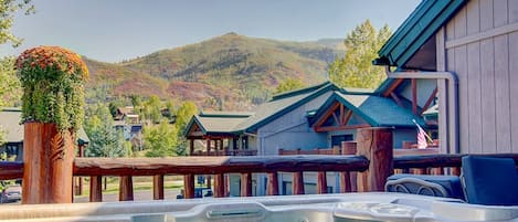 Private Hot tub with Mountain Views