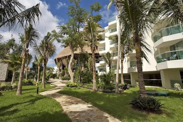 Hotel Area/Surroundings