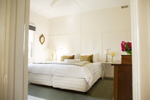 Harvest House - King-sized bedroom #1 (can be split into twins with notice)