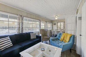 5-web-or-mls-118-emerald-ave