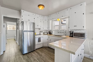 26-web-or-mls-118-emerald-ave