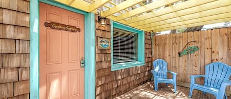 Entrance with front porch exclusive to Captain's Quarters