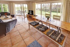 Living area with access to the terrace