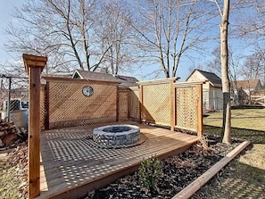 Backyard Fire Pit