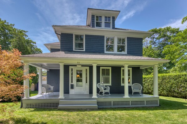 Lovely wrap around front porch, big hedges, new exterior/ interior, big hedges

