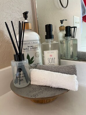 Bathroom amenities