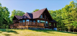 The Pinnacle Lodge