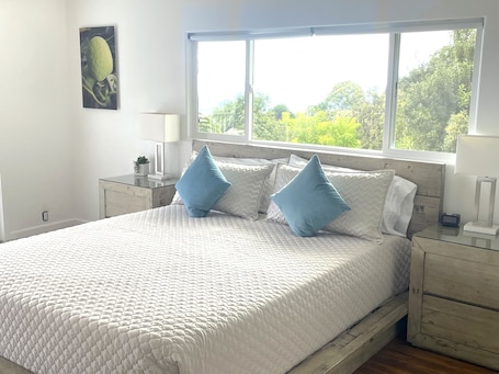 Studio features Cal King bed