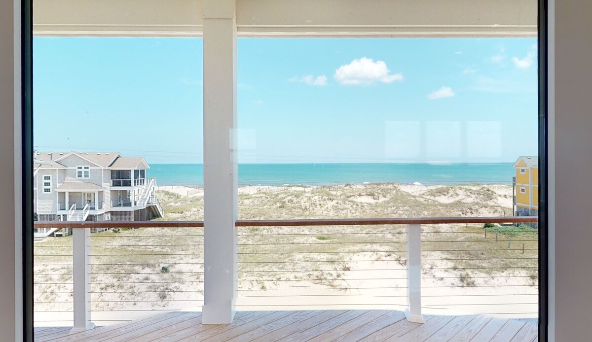 New home by premier builder. Fantastic Views! 4×4 Required