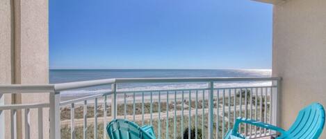 4th Floor Ocean Front - Private Balcony