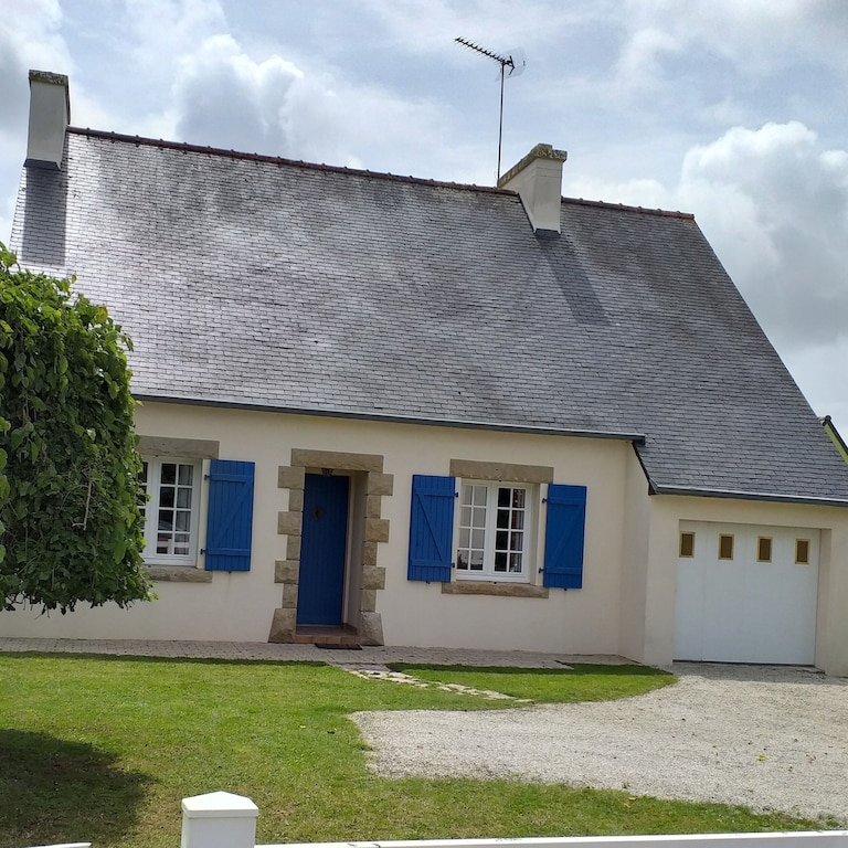 Plomeur, Département du Finistère, France
