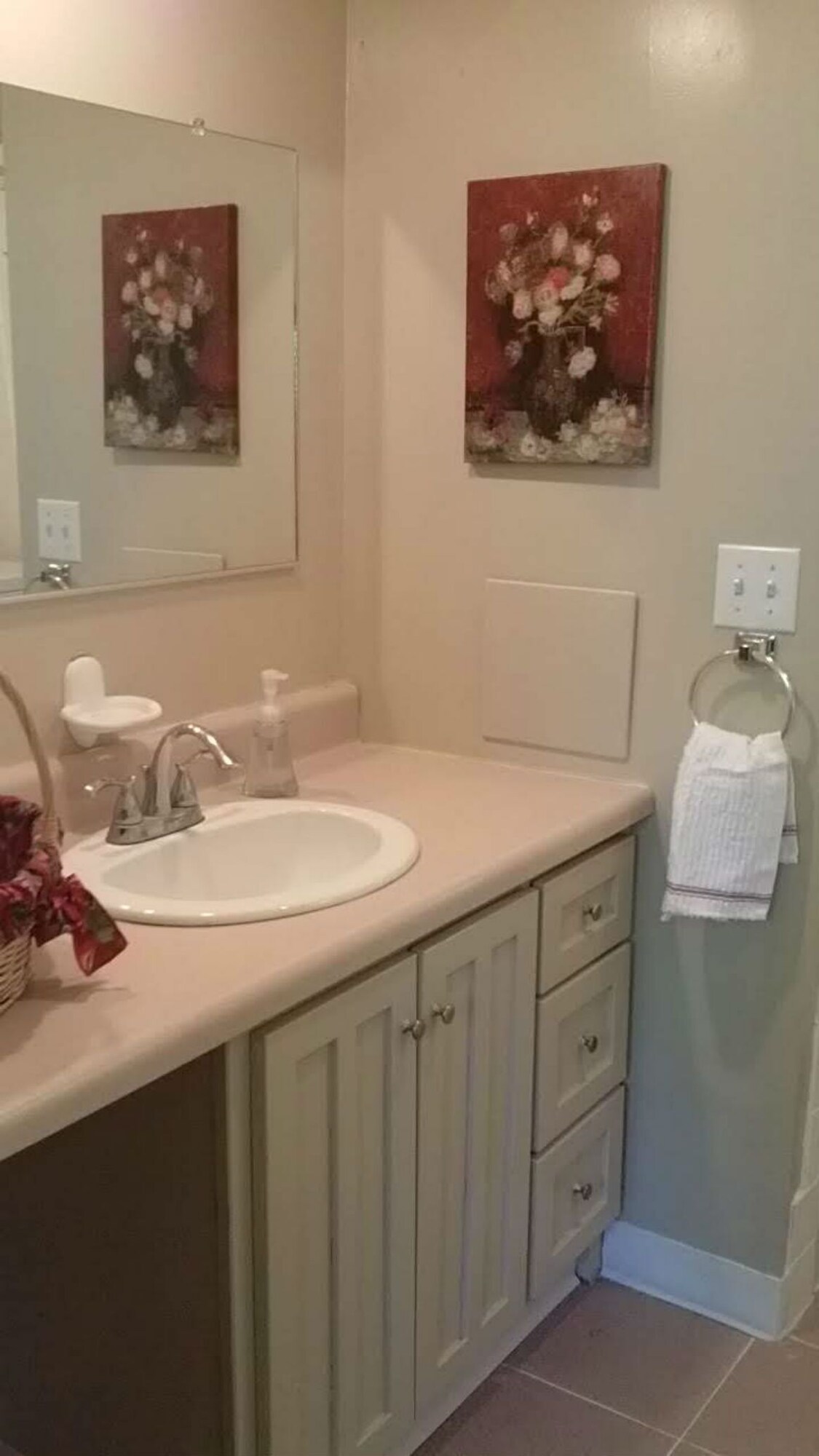 Steffi’s Stuga (little lake cottage): Relax and Re-energize near Lake Erie!