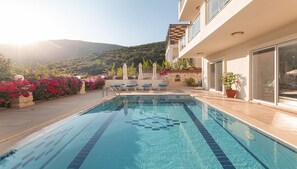 Private Pool