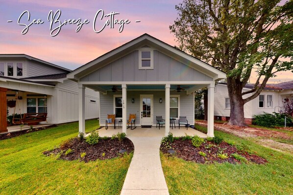 Welcome to Sea Breeze Cottage!