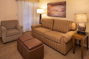 Comfortable and spacious unit, great for families or groups!