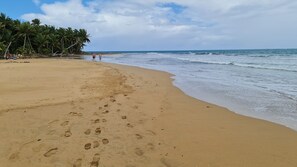 Walk to Fortuna Beach