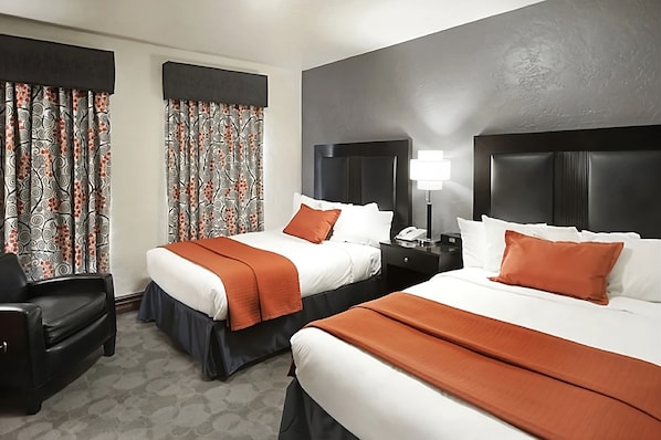 Double size beds. Exact unit will be assigned upon arrival. Views, colors and decor may vary.