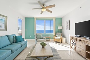 Living Area with Gulf Views