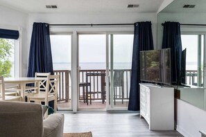 Bay view livingspace