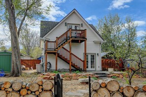 Tree Top Loft, Stairs & Deck