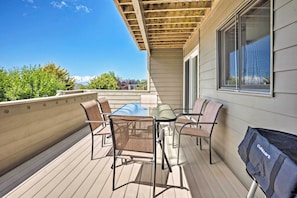 Furnished Deck | Enclosed Backyard | Bay Views