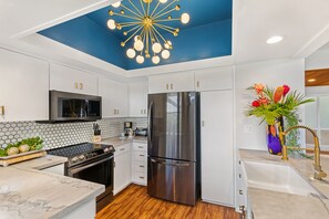 Kapalua Ridge Villas 1414 kitchen 2