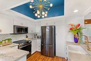 Kapalua Ridge Villas 1414 kitchen 2