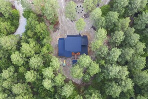 Aerial view of cabin located in the Quachita National Forest; complete privacy.