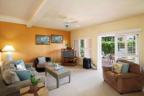 Ala Moana Hale Living Area
