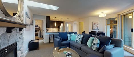 Welcome to Gleneagles. The perfect holiday home in Whistler!