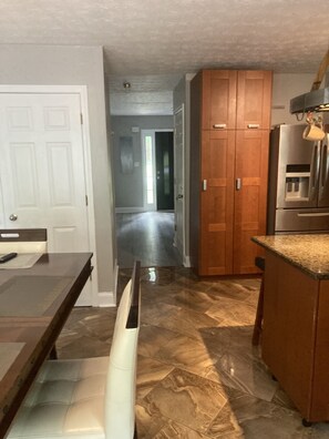 Kitchen/foyer