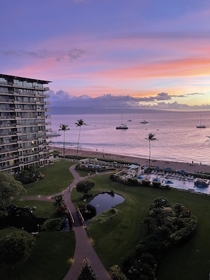 Unforgettable Maui sunsets from your lanai