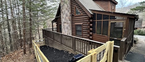 Dog friendly cabin with fenced dog run.