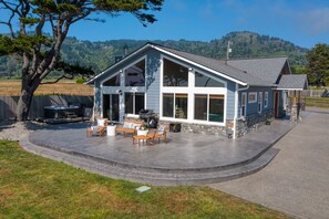 Beautiful ocean views from the patio and throughout the house. 