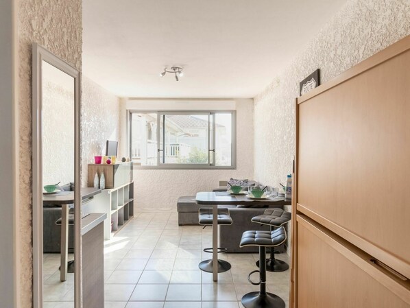 Property, Window, Building, Table, Flooring, Wood, Floor, Plant, House