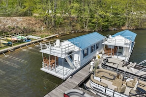 Boat on the right.