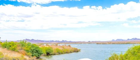 Inspiration Point Lakehouse unit #B43
Lake Havasu City, AZ 
VRBO #2385281