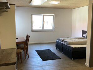 Apartment, 30qm, 1 Wohn-/Schlafzimmer, max. 2 Personen