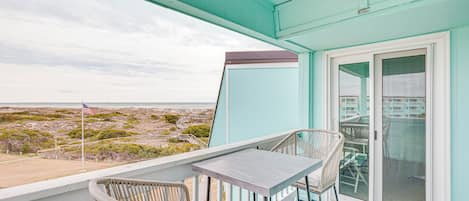 Atlantic Beach Vacation Rental | 2BR | 2BA | 840 Sq Ft | Stairs Only Access