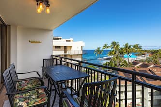 🌴Kona Alii #710 Wonderful top floor penthouse in the heart of Kona🌴