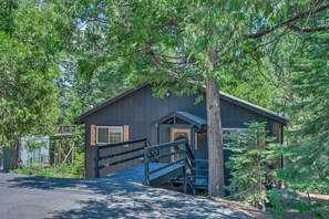 Cabin Exterior | Stairs Required for Access