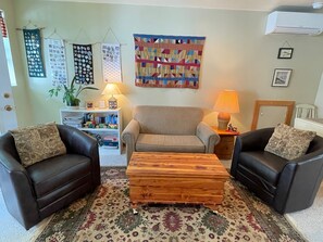 Living Room with swivel chairs.