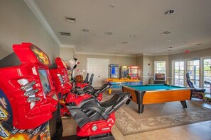 Spielezimmer