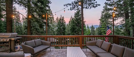 Rear porch with view of the lake