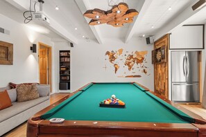 Spielezimmer