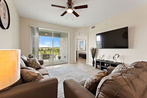 Spacious living room with Smart TV